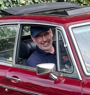 Hi I'm Steve Morriss